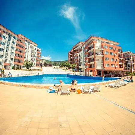 Beautiful Right By The Sea, Sveti Vlas