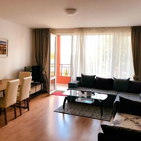 Apartment Beautiful Right By The Sea, Sveti Vlas