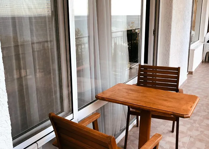 Beautiful Right By The Sea, * Sweti Wlas