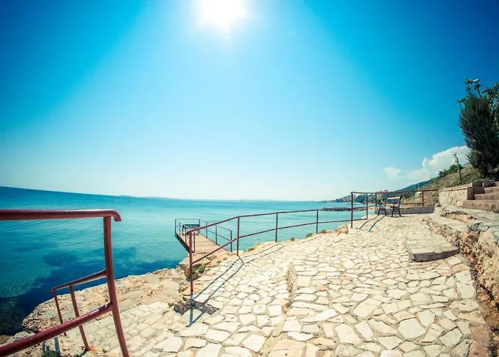 Beautiful Right By The Sea, Apartament *